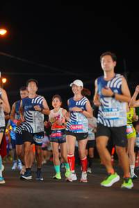 BIB: 
                            <button type="button" onclick="openModal(23285294)" class="btn btn-primary btn-sm float-right btn-popup" data-toggle="modal" data-target=".modal-high-quality">
                        <i class="fas fa-shopping-cart"></i> Add to Cart
                    </button>
                                            <button type="button" onclick="isThisMe(23285294, true)" class="btn btn-success btn-sm float-right btn-popup btn-isme hidden" data-toggle="tooltip" data-placement="bottom" title="นี่คือรูปของคุณใช่ไหม คลิกที่นี่เพื่อเอาเข้าอัลบั้ม">
                        <i class="fas fa-plus"></i> Add to album
                    </button>
                    <button type="button" onclick="isThisMe(23285294, false)" class="btn btn-warning btn-sm float-right btn-popup btn-isnotme hidden">
                        <i class="fas fa-ban"></i> Remove from album
                    </button>